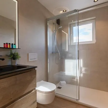 Huswell - Cosy With Vintage Interior *