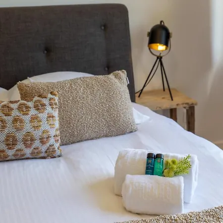 Huswell - Cosy With Vintage Interior Apartment De Haan
