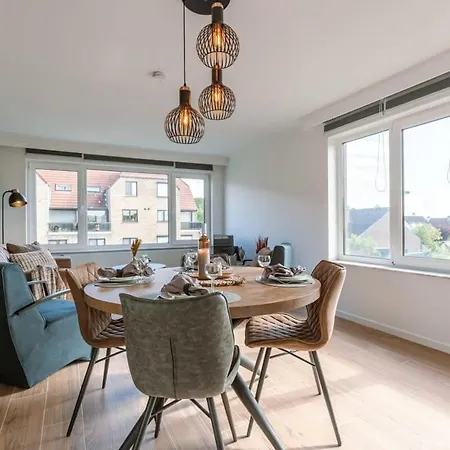 Casiola - Cosy Apartment With Vintage Interior Apartament De Haan